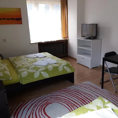 アパート トロニチェック