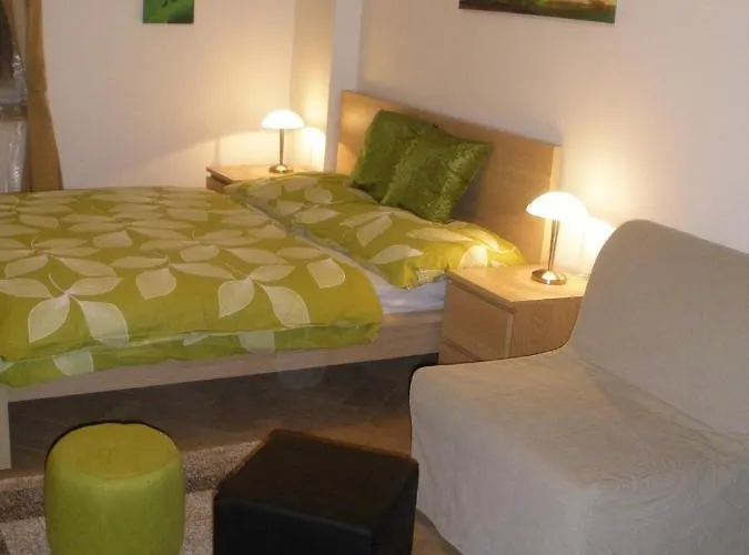 Tronicek Apartment Prag
